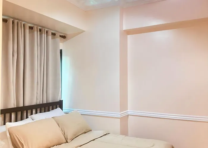 Affordable Staycation Airbnb Bgc